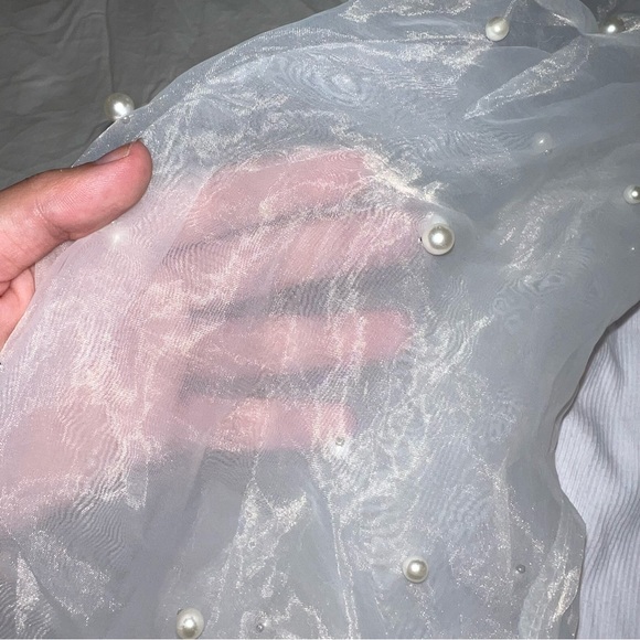 PRETTY LITTLE THING WHITE SHEER PEARL TOP - Picture 6 of 6